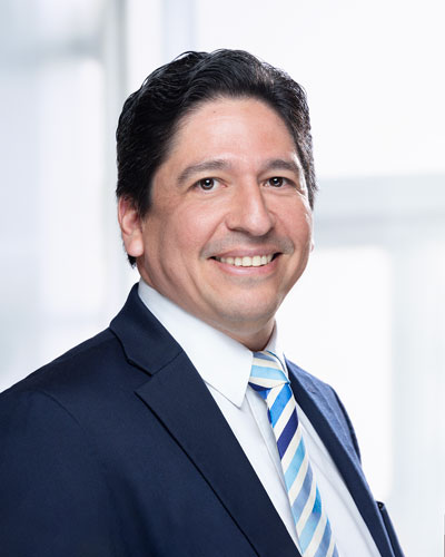 Luis Zamora Siliezar, MD