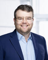 Petr Pikhut headshot
