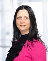 Silvana Matte headshot