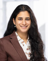 Simran Soni headshot