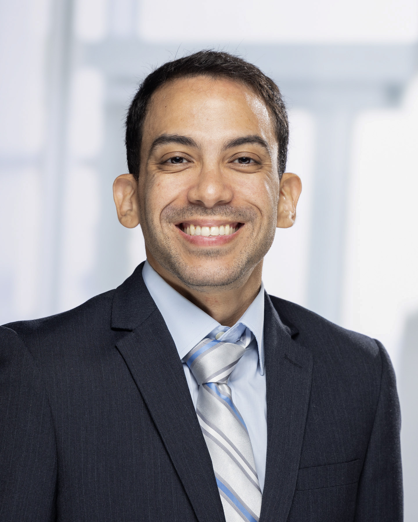 Javier Colon MD (Resident)