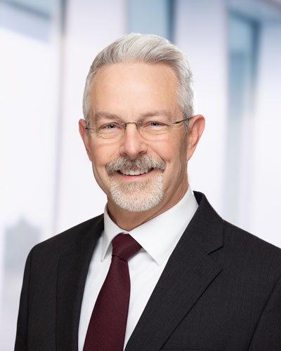 Leon P Veldhuizen MD